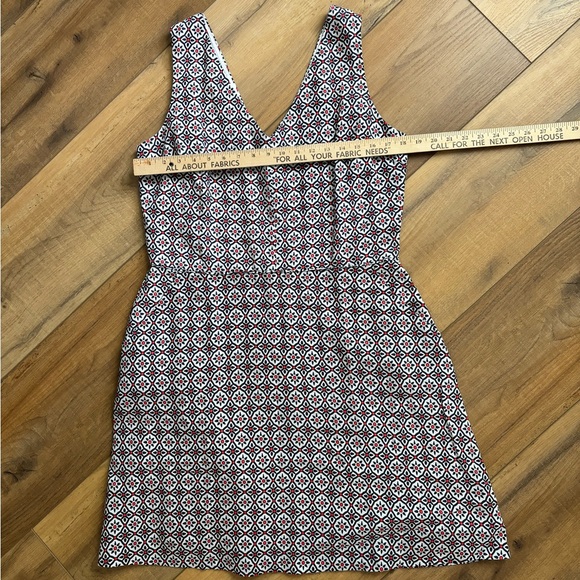 Women’s Gap Dress, Navy, Red & White Geometric Pattern, Lined Linen, Size 12T - Picture 8 of 9